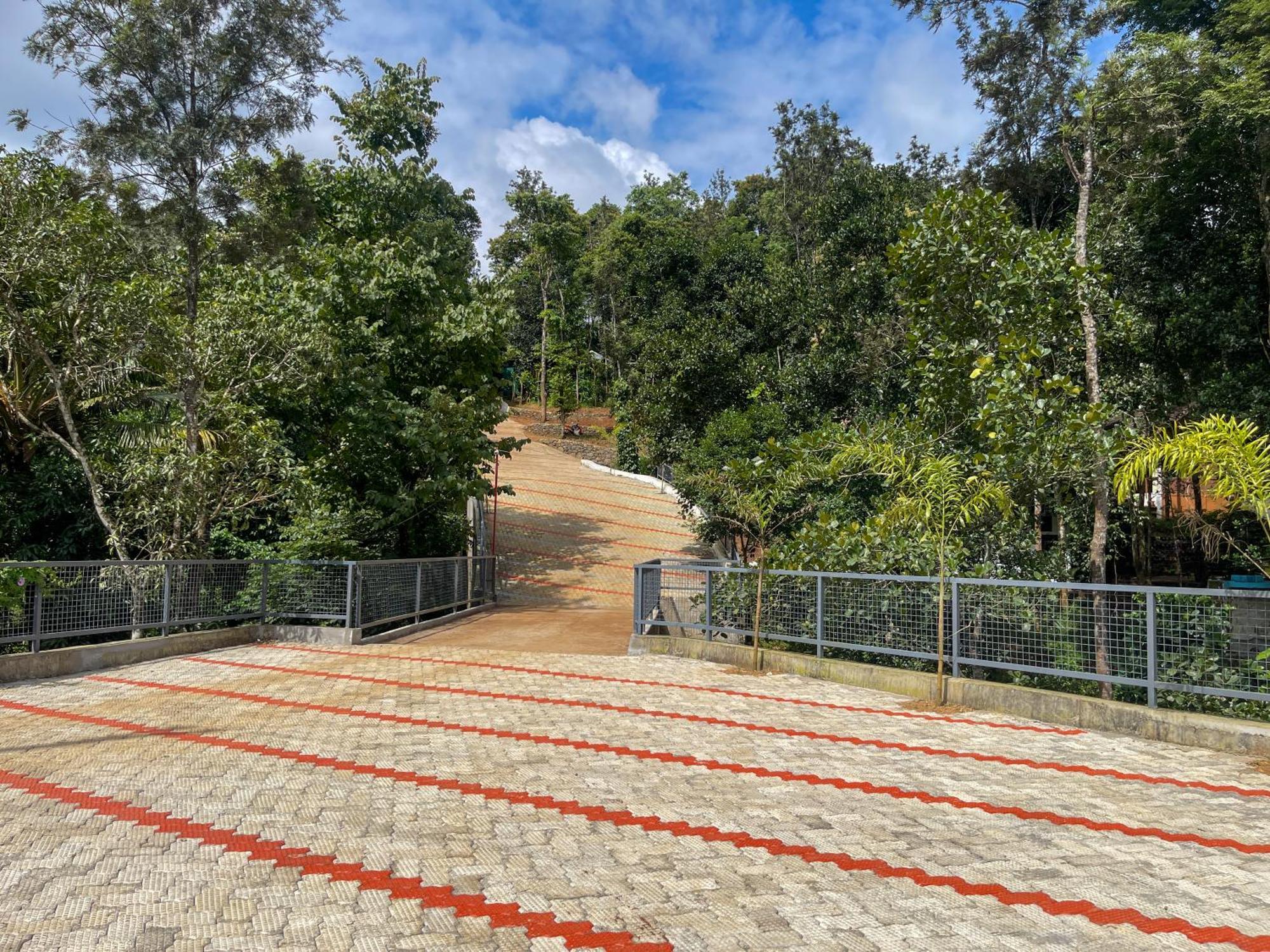 Snow Hills Resorts Thekkady Exteriör bild